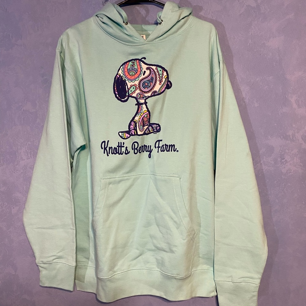 Knotts Berry Farm Snoopy Hoodie brand new